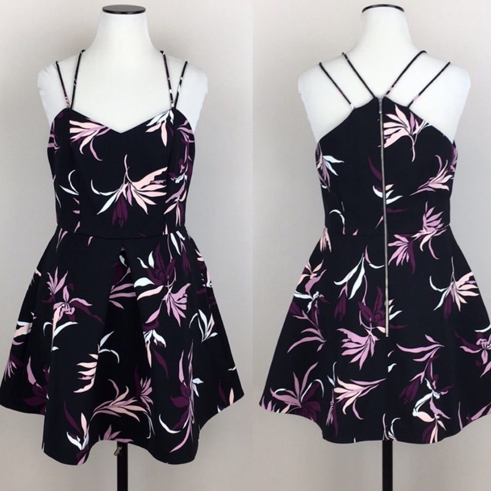 NWOT Keepsake the Label Dress - Picture 6 of 6